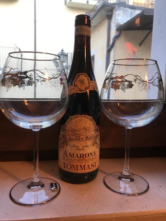 سولمونا In Vino Veritas المظهر الخارجي الصورة